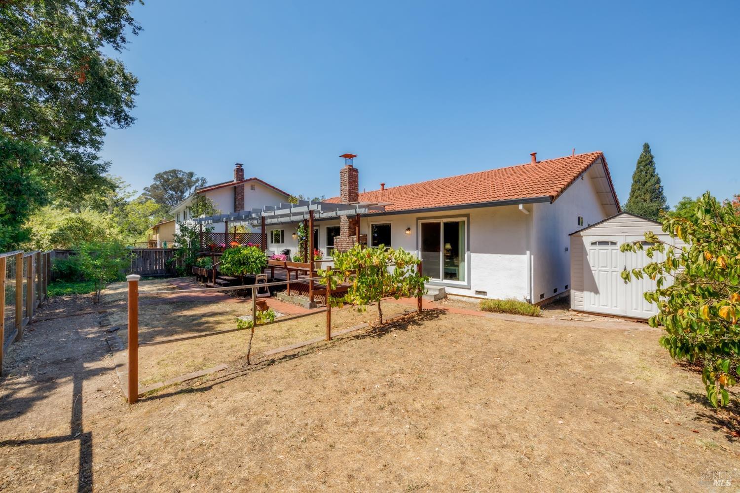 Detail Gallery Image 20 of 27 For 5518 Marit Dr, Santa Rosa,  CA 95409 - 2 Beds | 2 Baths