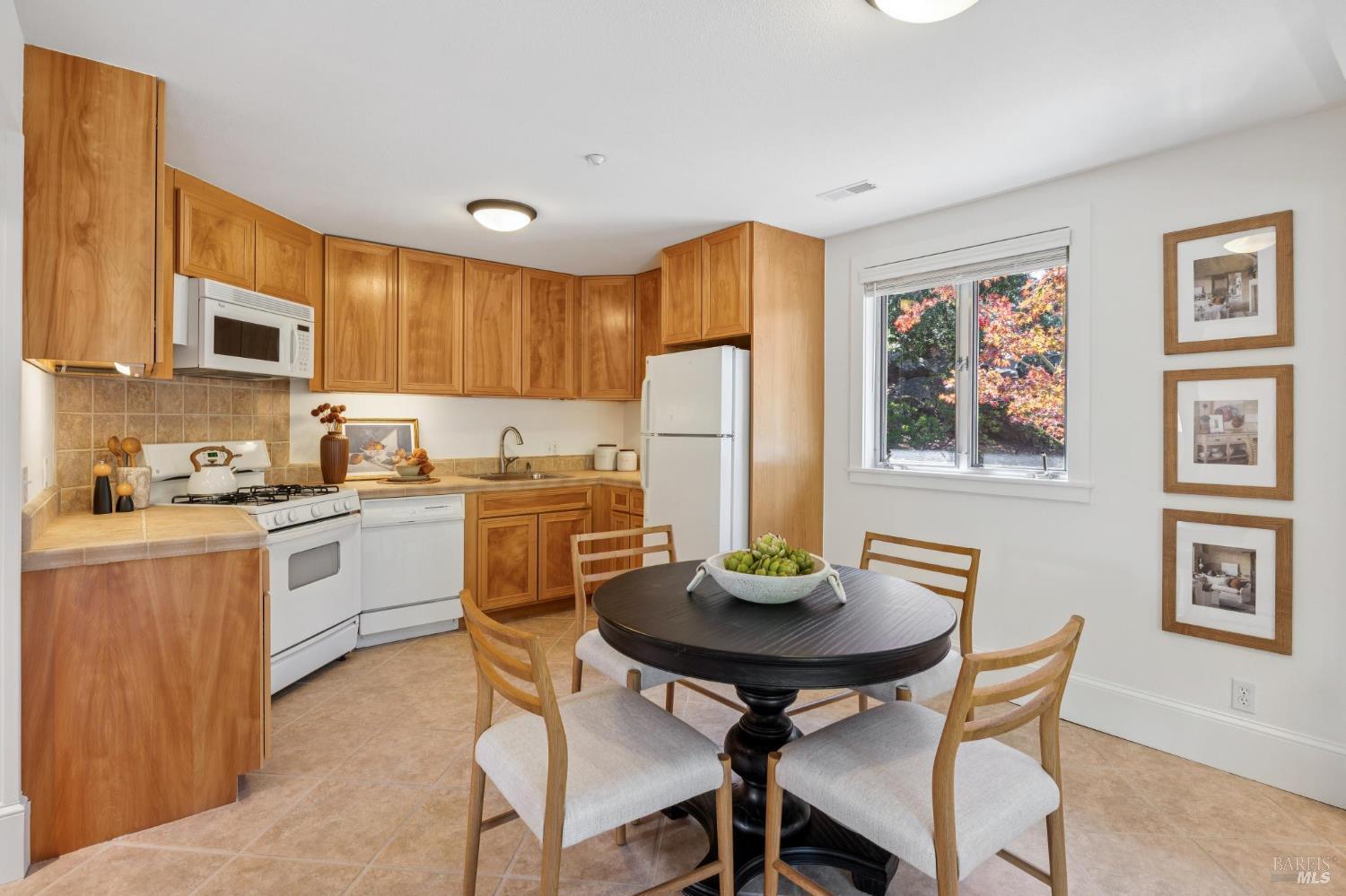 Detail Gallery Image 73 of 80 For 103 Reed Ranch Rd, Belvedere Tiburon,  CA 94920 - 4 Beds | 4 Baths
