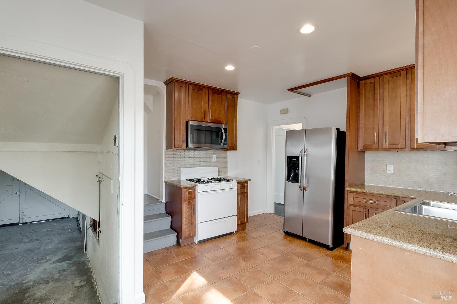Detail Gallery Image 26 of 52 For 121 California St, Vallejo,  CA 94590 - 3 Beds | 1 Baths