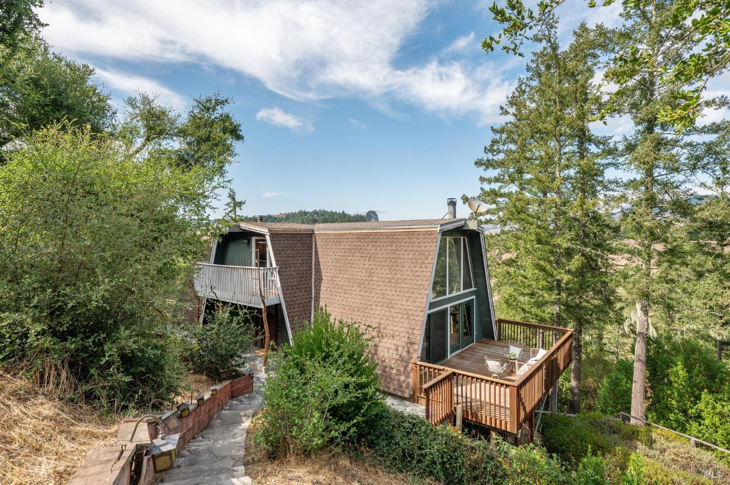 Detail Gallery Image 38 of 94 For 48 Los Pinos Spur Unkn, Nicasio,  CA 94946 - 7 Beds | 5 Baths