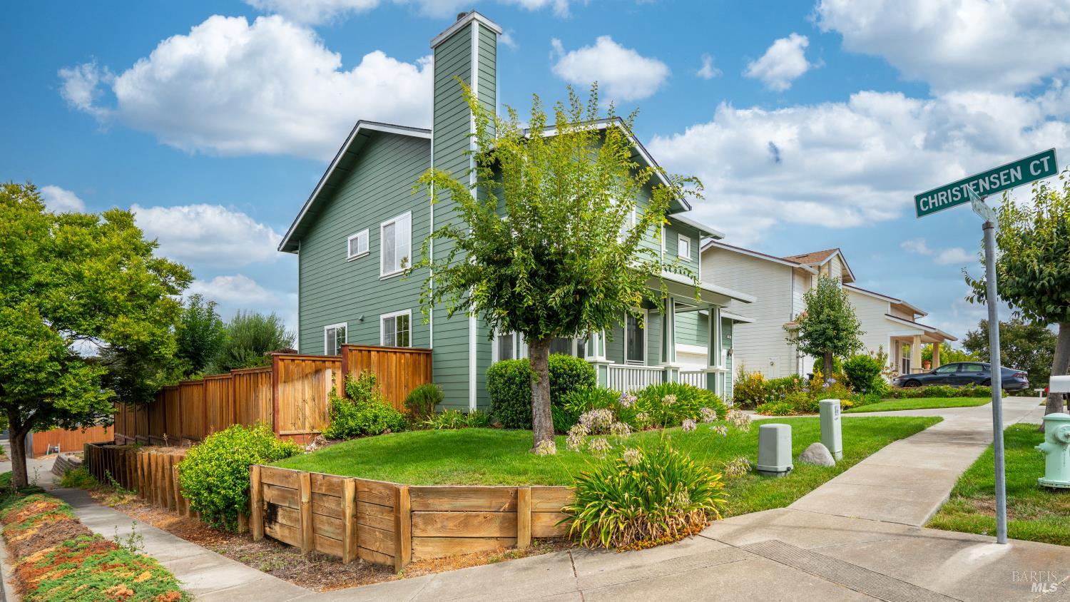 Detail Gallery Image 21 of 32 For 469 Christensen Ln, Cotati,  CA 94931 - 3 Beds | 2/1 Baths