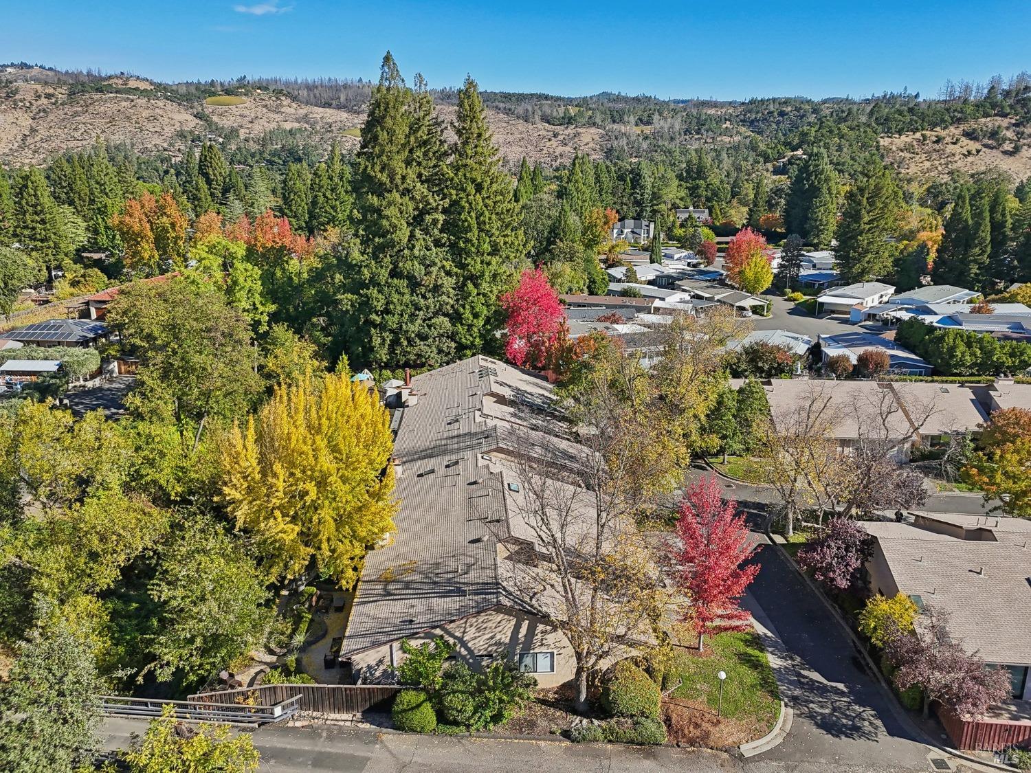 Detail Gallery Image 29 of 34 For 1240 Peppertree Cir, Saint Helena,  CA 94574 - 2 Beds | 2 Baths