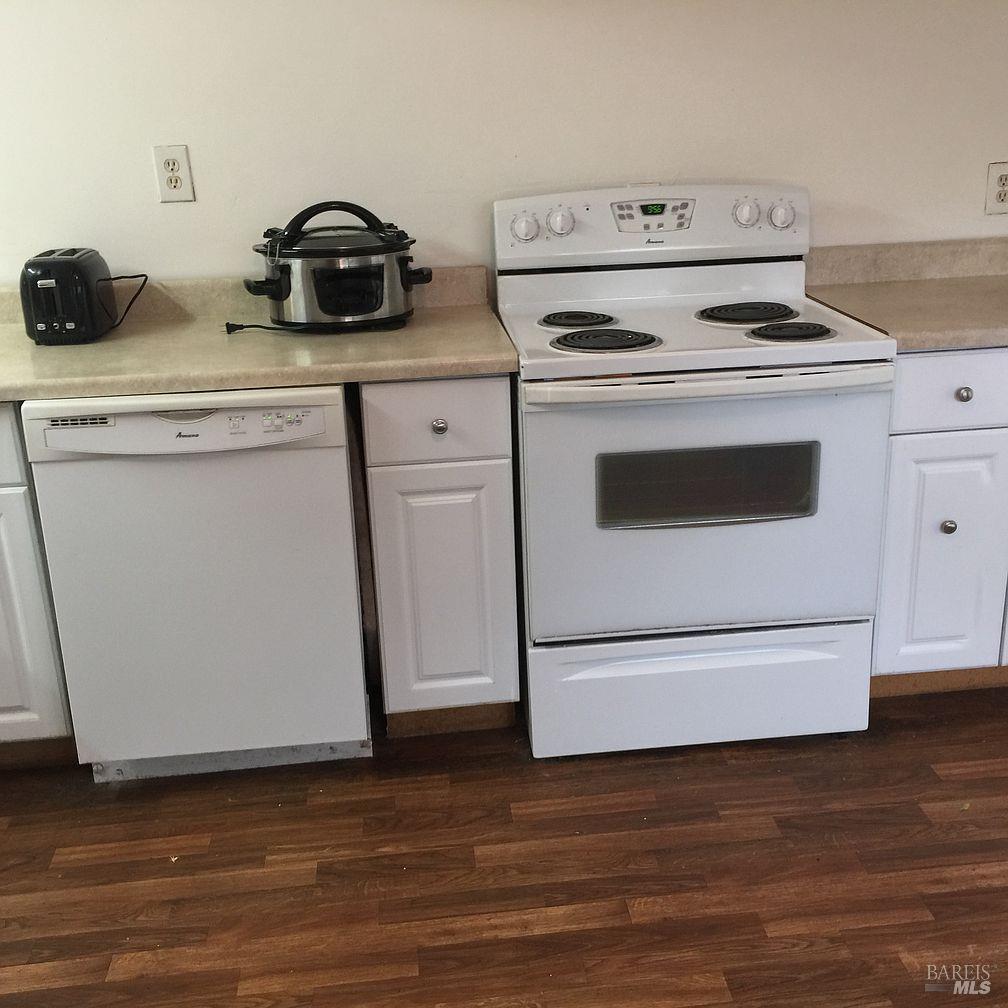 Detail Gallery Image 26 of 30 For 16292 19th Ave, Clearlake,  CA 95422 - 2 Beds | 1 Baths