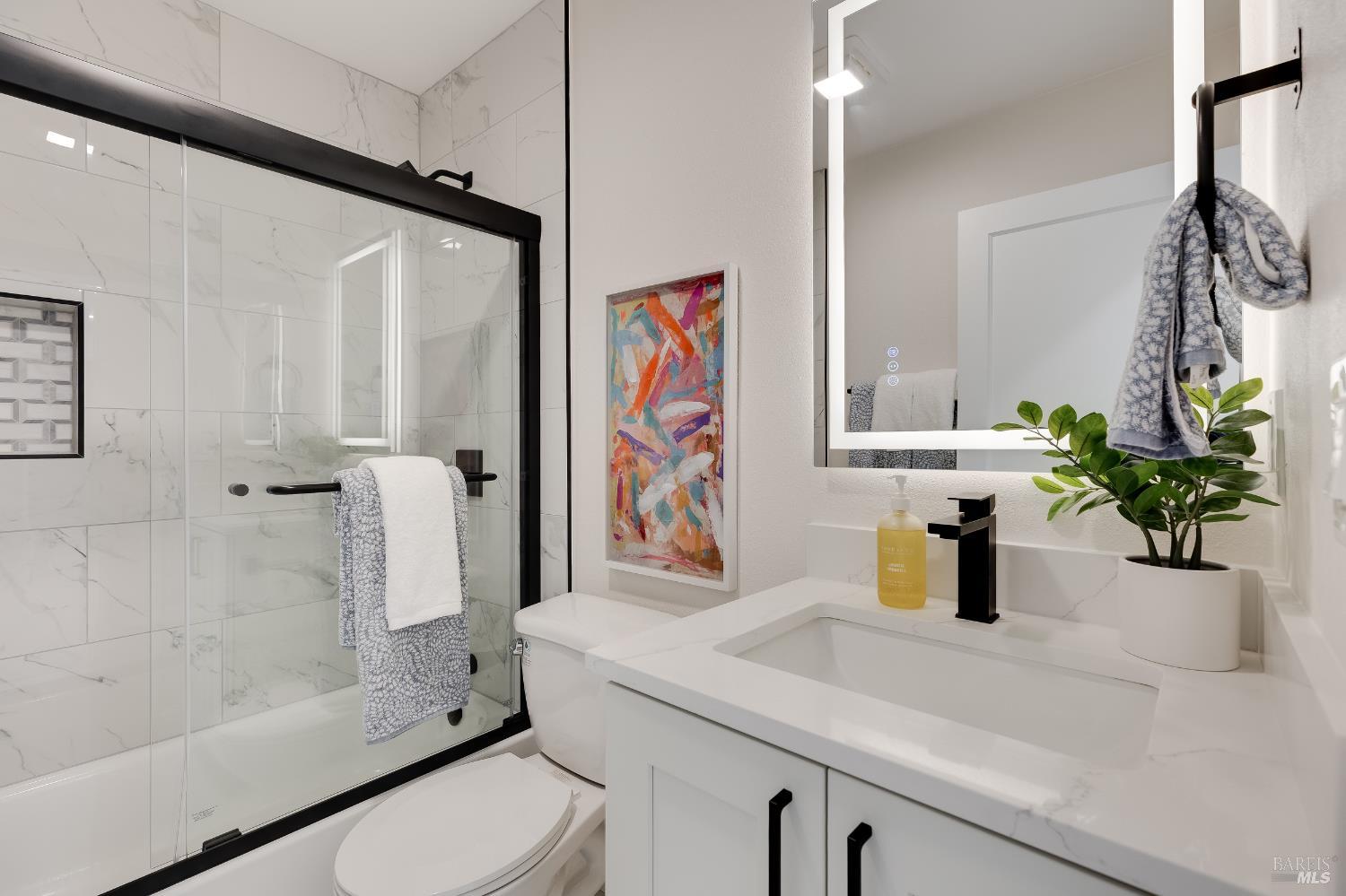 Detail Gallery Image 23 of 53 For 447 Christine Dr, San Pablo,  CA 94806 - 4 Beds | 2 Baths