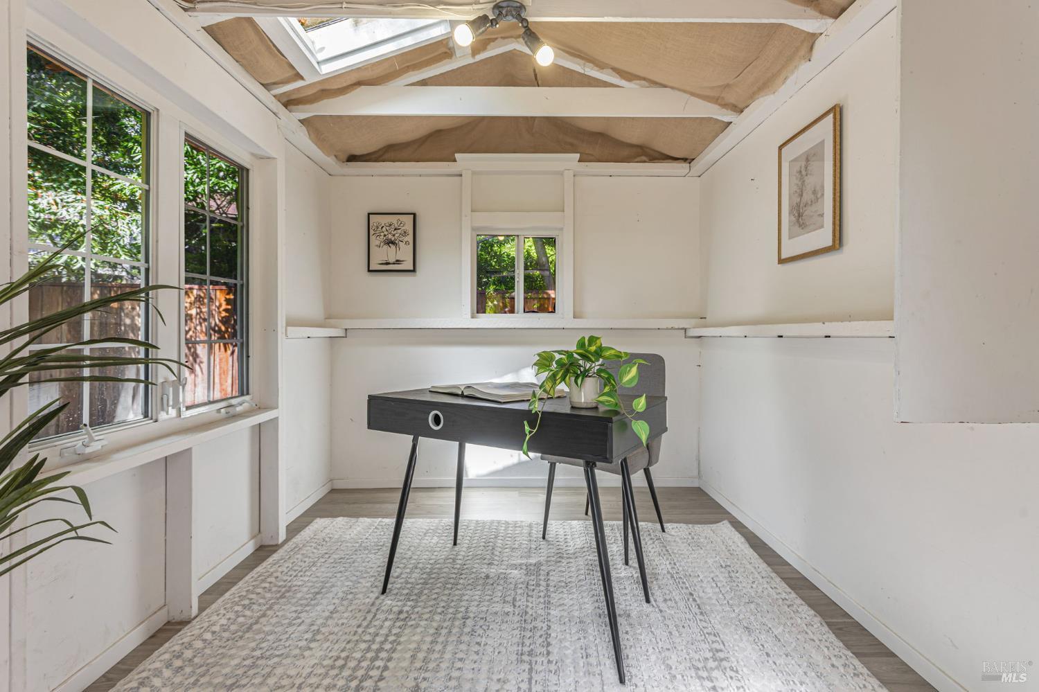Detail Gallery Image 29 of 41 For 74 Creek Rd, Fairfax,  CA 94930 - 2 Beds | 1 Baths