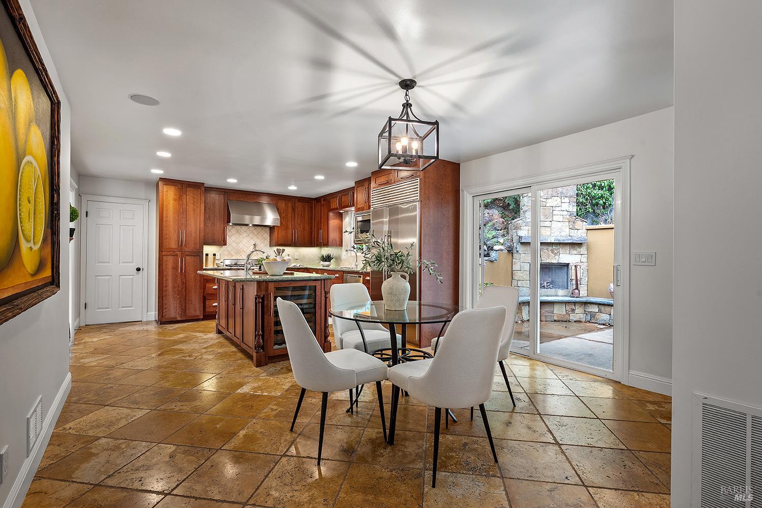 Detail Gallery Image 20 of 55 For 444 the Alameda Unkn, San Anselmo,  CA 94960 - 5 Beds | 2/1 Baths