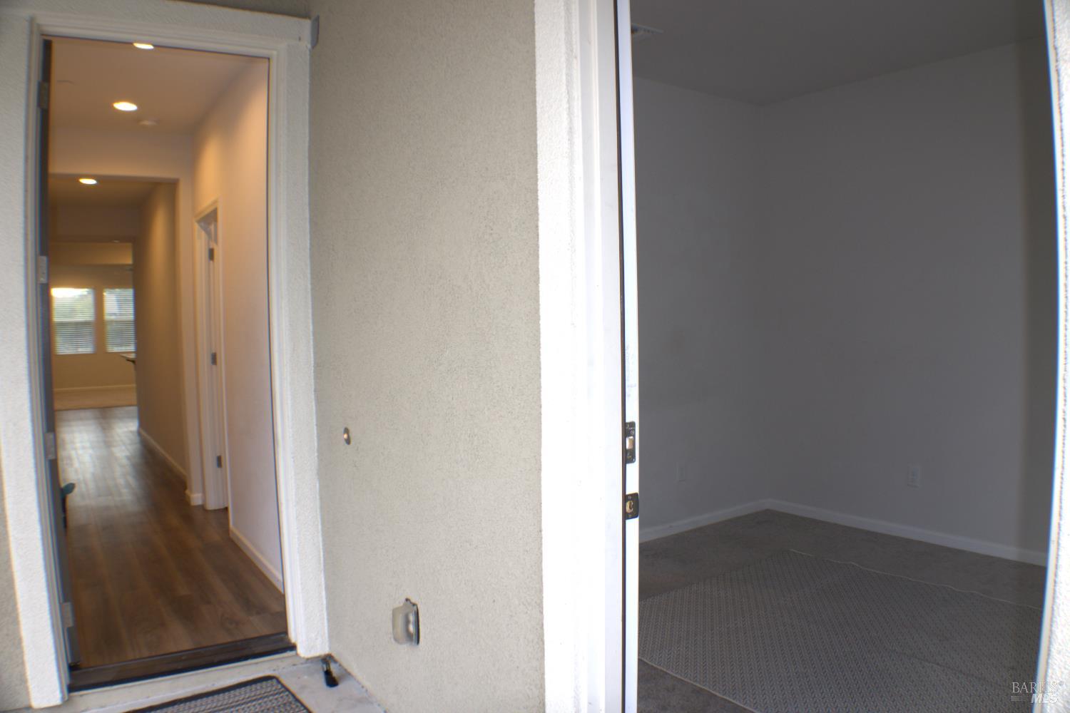 Detail Gallery Image 3 of 37 For 5005 King Pl, Rohnert Park,  CA 94928 - 5 Beds | 3 Baths
