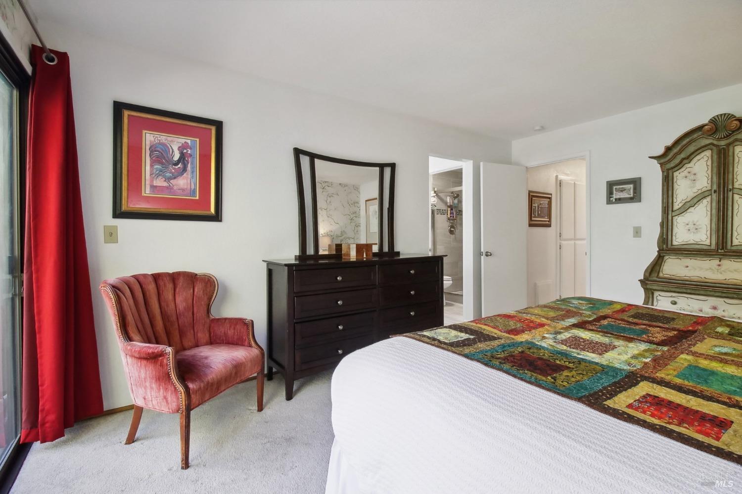 Detail Gallery Image 19 of 34 For 1240 Peppertree Cir, Saint Helena,  CA 94574 - 2 Beds | 2 Baths
