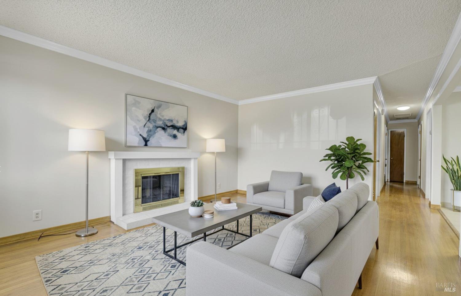Detail Gallery Image 3 of 56 For 129 Violet Dr, Vallejo,  CA 94589 - 6 Beds | 4 Baths