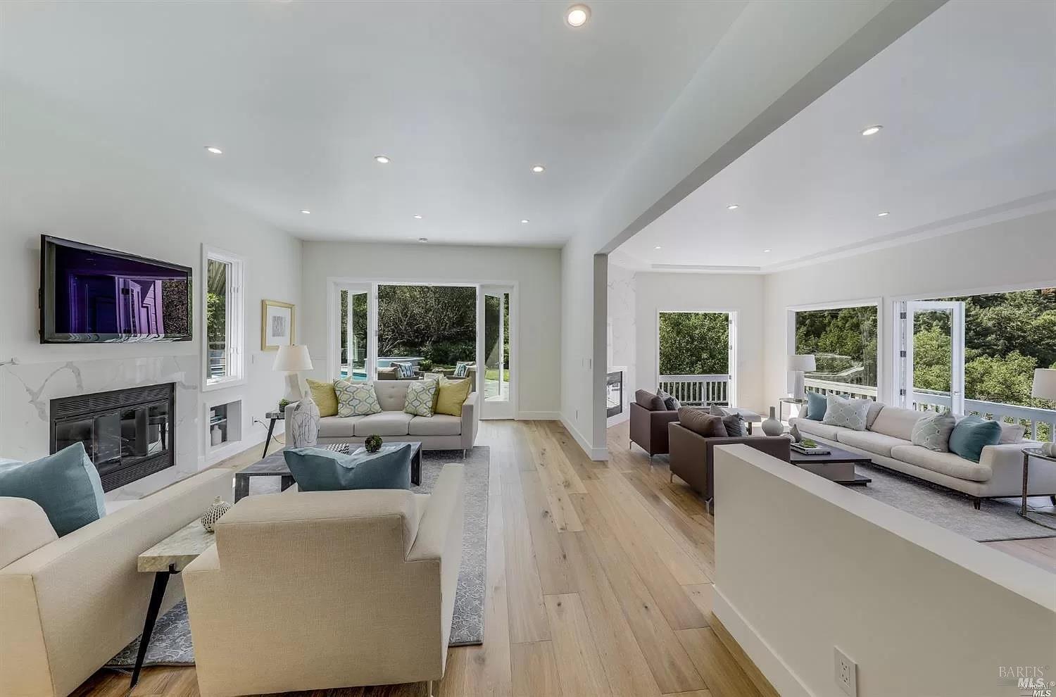 Detail Gallery Image 12 of 50 For 216 Evergreen Dr, Kentfield,  CA 94904 - 6 Beds | 6/1 Baths