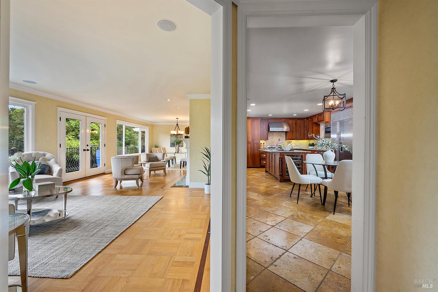 Detail Gallery Image 8 of 55 For 444 the Alameda Unkn, San Anselmo,  CA 94960 - 5 Beds | 2/1 Baths