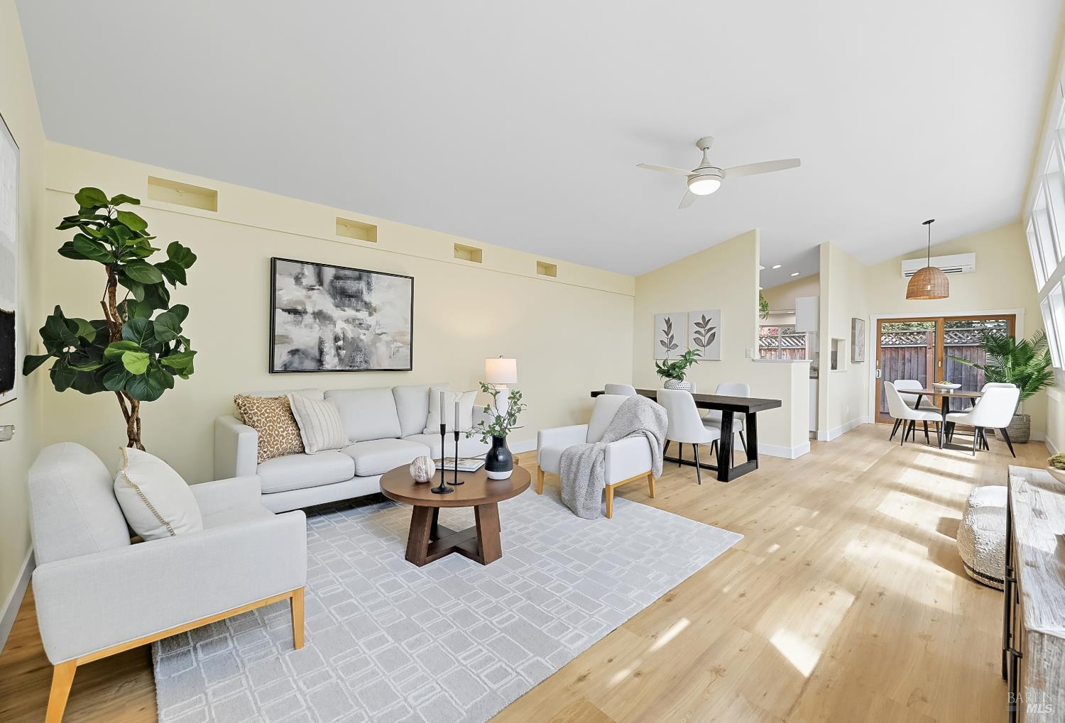 Detail Gallery Image 13 of 49 For 239 Valparaiso Ave, Cotati,  CA 94931 - 3 Beds | 2 Baths