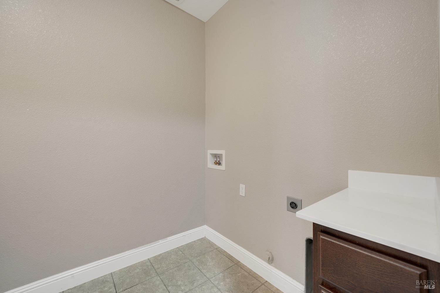 Detail Gallery Image 37 of 43 For 5360 Discovery Way, Fairfield,  CA 94533 - 4 Beds | 3 Baths