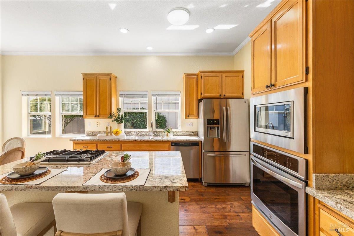 Detail Gallery Image 9 of 57 For 3964 New Zealand Ave, Santa Rosa,  CA 95407 - 4 Beds | 3/1 Baths