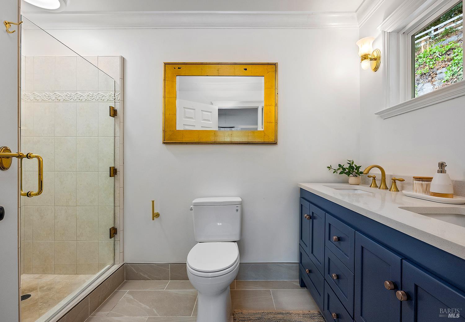 Detail Gallery Image 32 of 55 For 444 the Alameda Unkn, San Anselmo,  CA 94960 - 5 Beds | 2/1 Baths