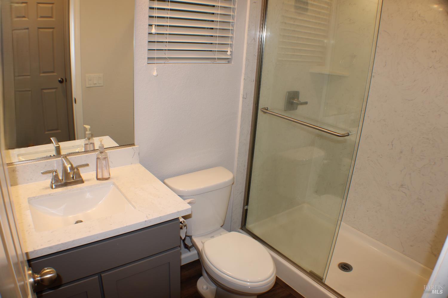 Detail Gallery Image 5 of 37 For 5005 King Pl, Rohnert Park,  CA 94928 - 5 Beds | 3 Baths