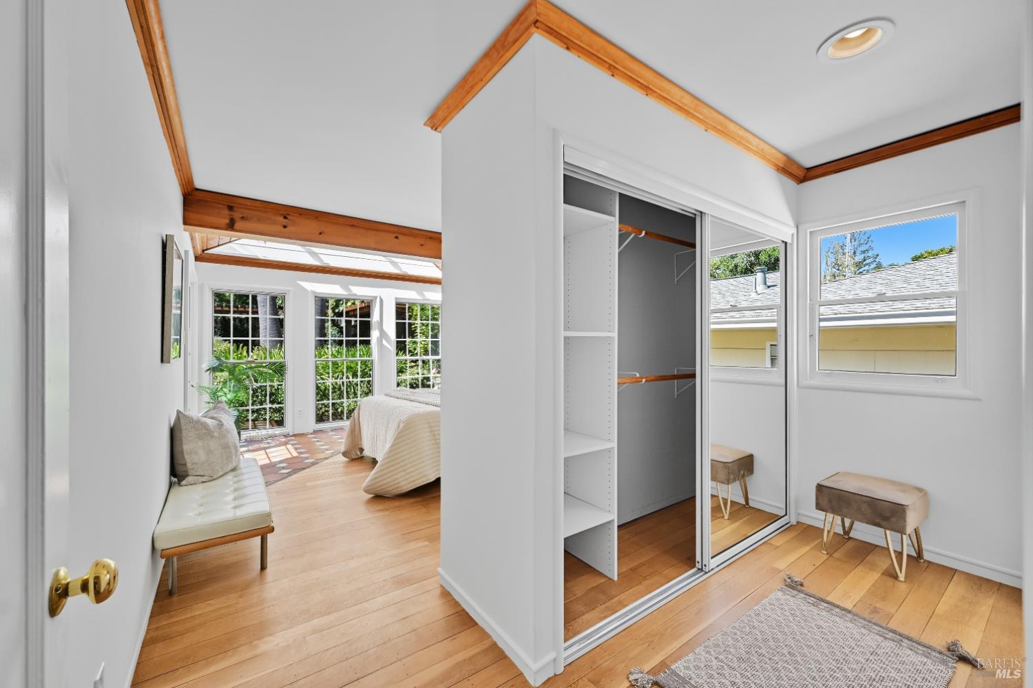 Detail Gallery Image 25 of 46 For 1 Hilldale Dr, San Anselmo,  CA 94960 - 4 Beds | 3 Baths