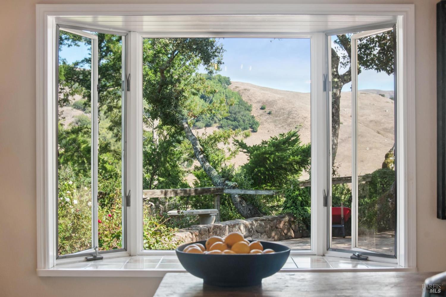 Detail Gallery Image 21 of 94 For 48 Los Pinos Spur Unkn, Nicasio,  CA 94946 - 7 Beds | 5 Baths