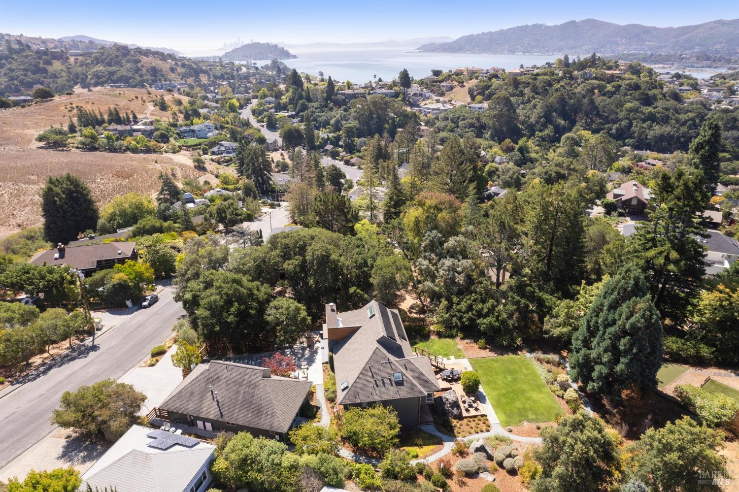 Detail Gallery Image 76 of 80 For 103 Reed Ranch Rd, Belvedere Tiburon,  CA 94920 - 4 Beds | 4 Baths