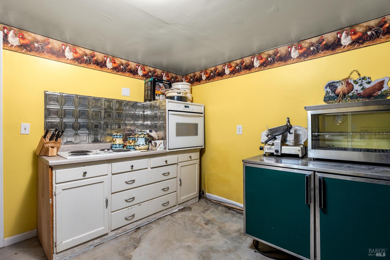 Detail Gallery Image 24 of 38 For 17775 Long Hollow Rd, Corning,  CA 96021 - 2 Beds | 2 Baths