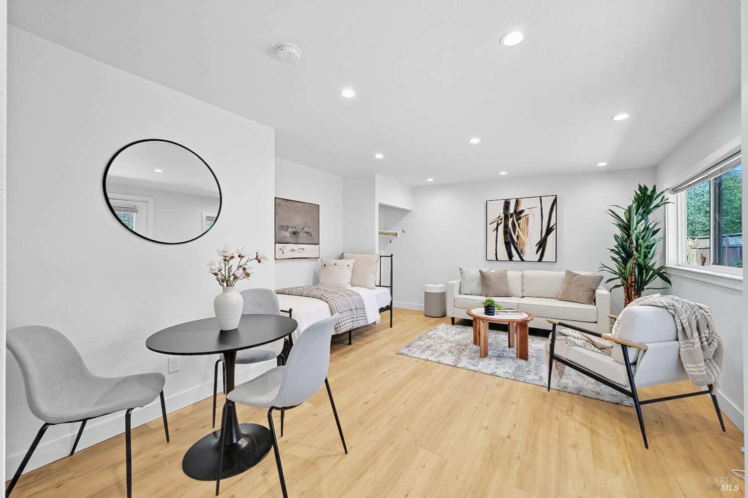 Detail Gallery Image 39 of 49 For 239 Valparaiso Ave, Cotati,  CA 94931 - 3 Beds | 2 Baths