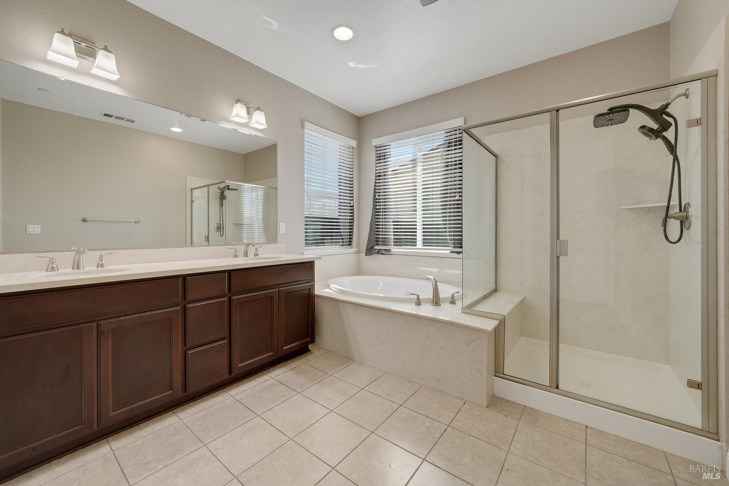Detail Gallery Image 23 of 43 For 5360 Discovery Way, Fairfield,  CA 94533 - 4 Beds | 3 Baths