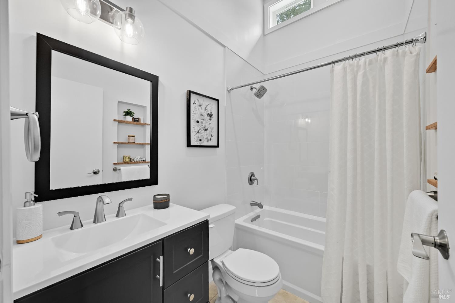 Detail Gallery Image 34 of 49 For 239 Valparaiso Ave, Cotati,  CA 94931 - 3 Beds | 2 Baths