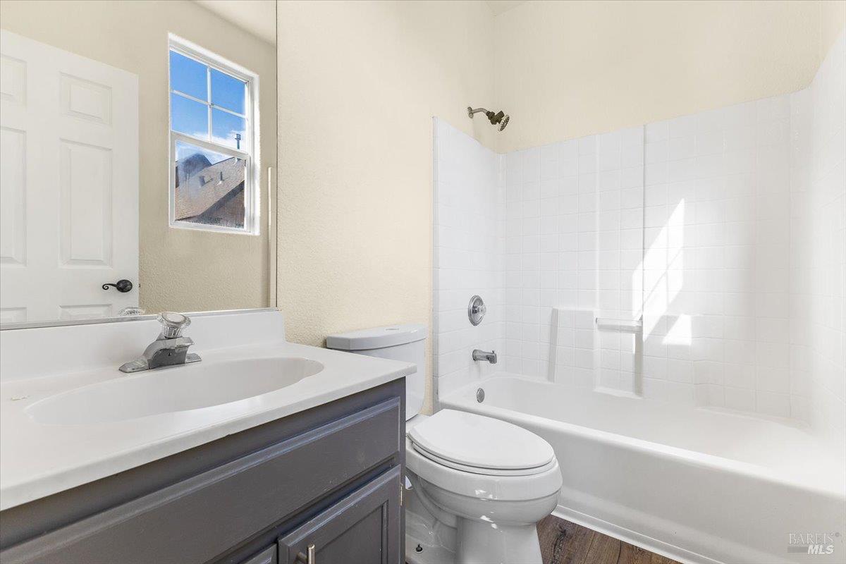Detail Gallery Image 50 of 57 For 3964 New Zealand Ave, Santa Rosa,  CA 95407 - 4 Beds | 3/1 Baths