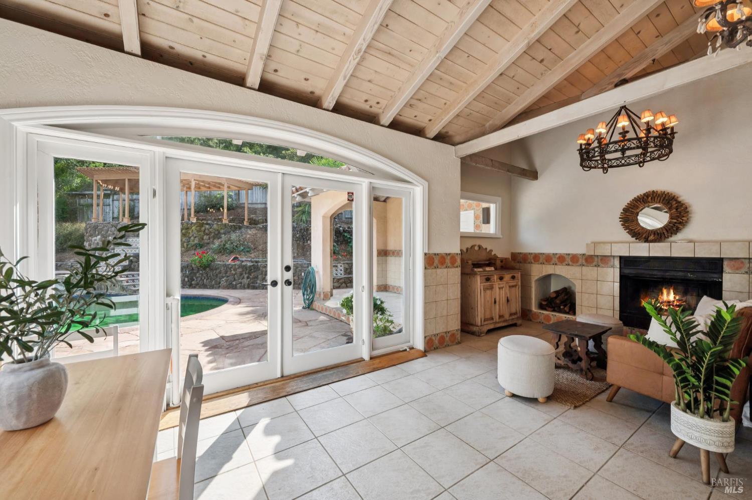 Detail Gallery Image 13 of 94 For 48 Los Pinos Spur Unkn, Nicasio,  CA 94946 - 7 Beds | 5 Baths