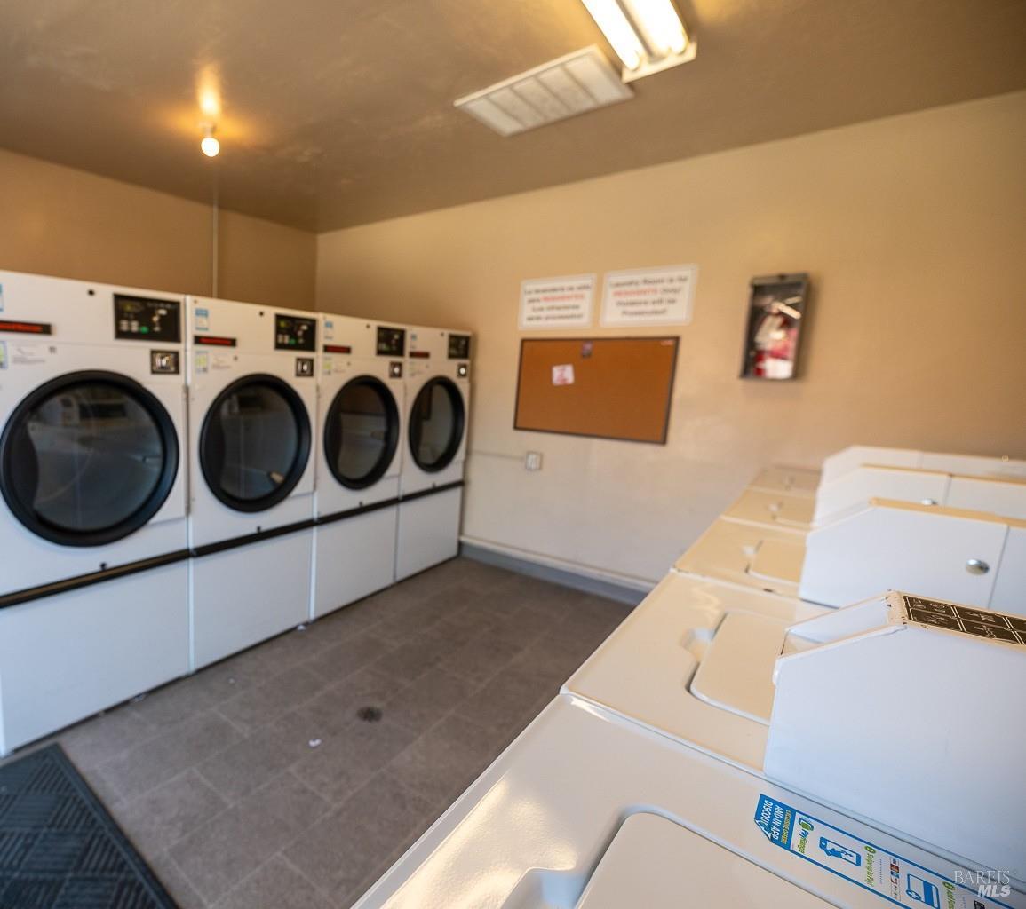 Detail Gallery Image 21 of 24 For 11 Avram Ave, Rohnert Park,  CA 94928 - 2 Beds | 1/1 Baths
