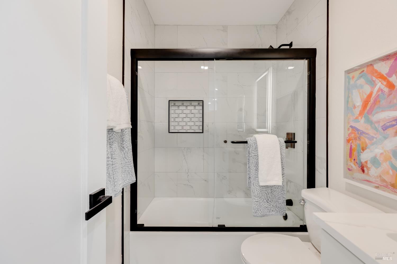 Detail Gallery Image 24 of 53 For 447 Christine Dr, San Pablo,  CA 94806 - 4 Beds | 2 Baths