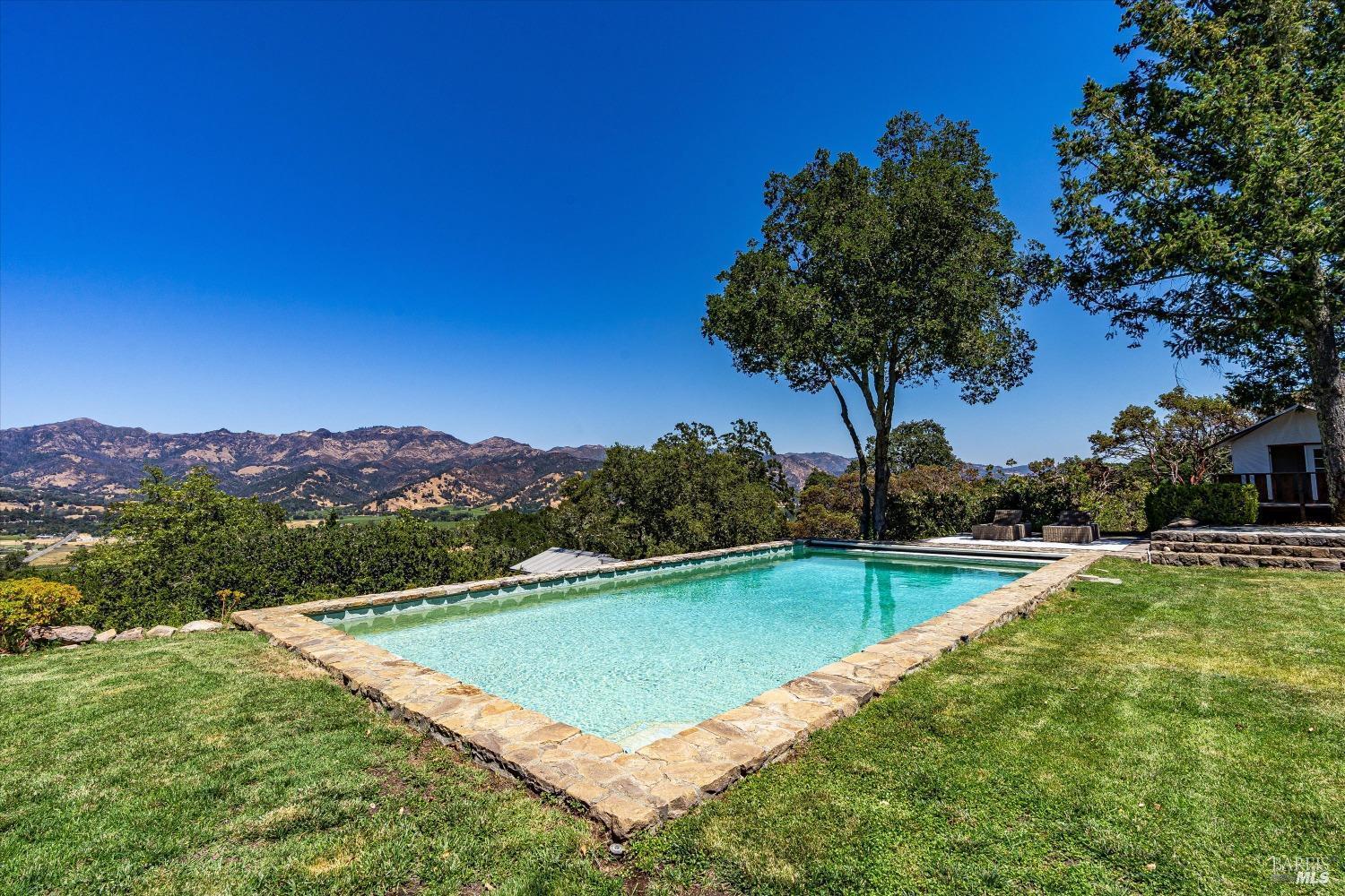 Detail Gallery Image 5 of 29 For Address Is Not Disclosed, Calistoga,  CA 94515 - 3 Beds | 2/1 Baths