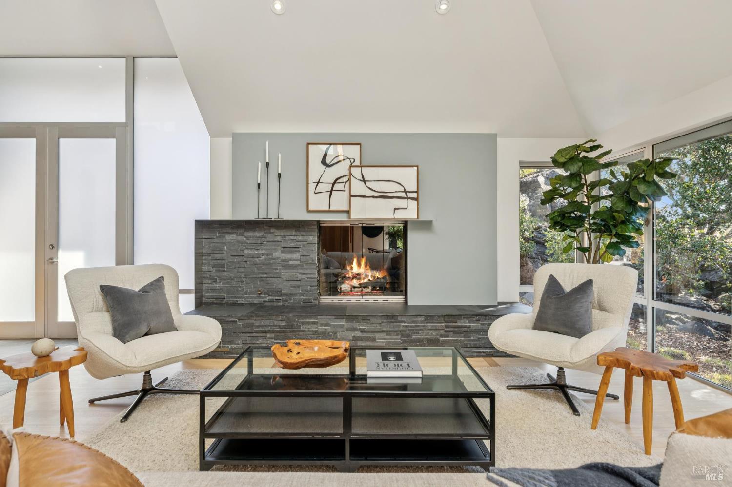Detail Gallery Image 12 of 80 For 103 Reed Ranch Rd, Belvedere Tiburon,  CA 94920 - 4 Beds | 4 Baths