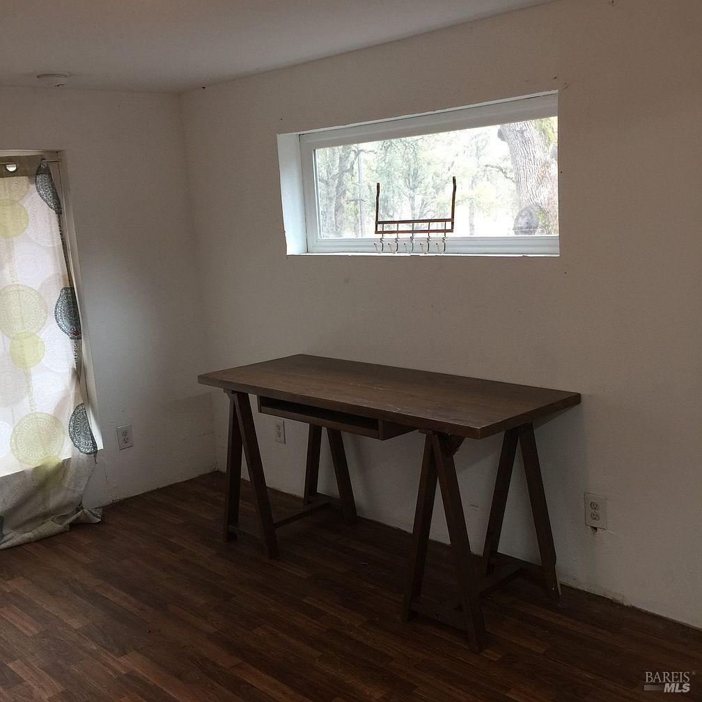 Detail Gallery Image 20 of 30 For 16292 19th Ave, Clearlake,  CA 95422 - 2 Beds | 1 Baths