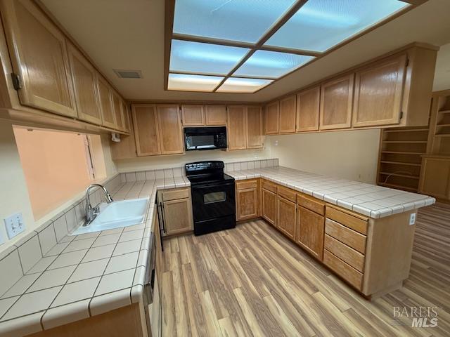 Detail Gallery Image 16 of 48 For 7921 Oakmont Dr, Santa Rosa,  CA 95409 - 2 Beds | 2 Baths