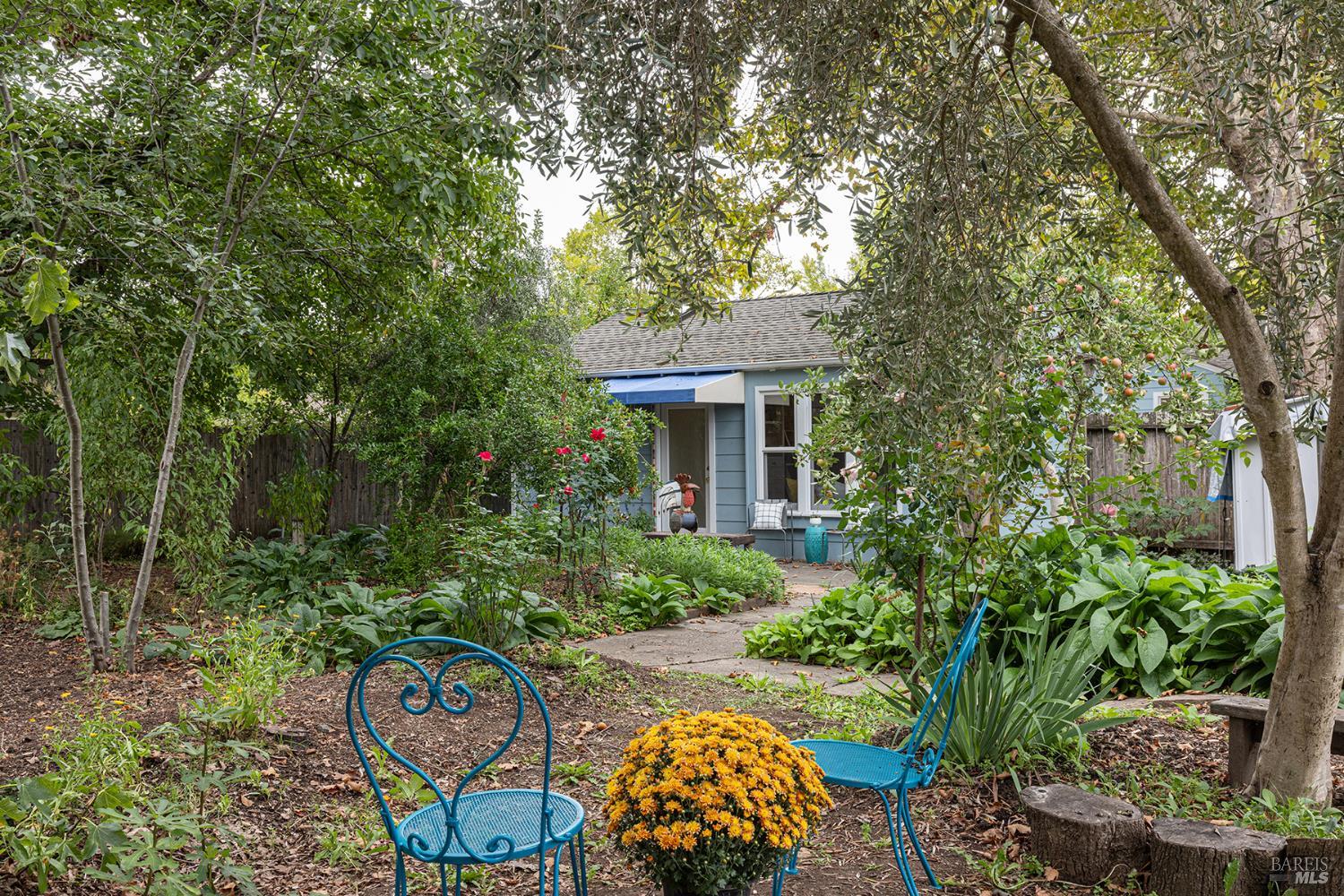 Detail Gallery Image 44 of 59 For 1716 King St, Santa Rosa,  CA 95404 - 2 Beds | 3 Baths