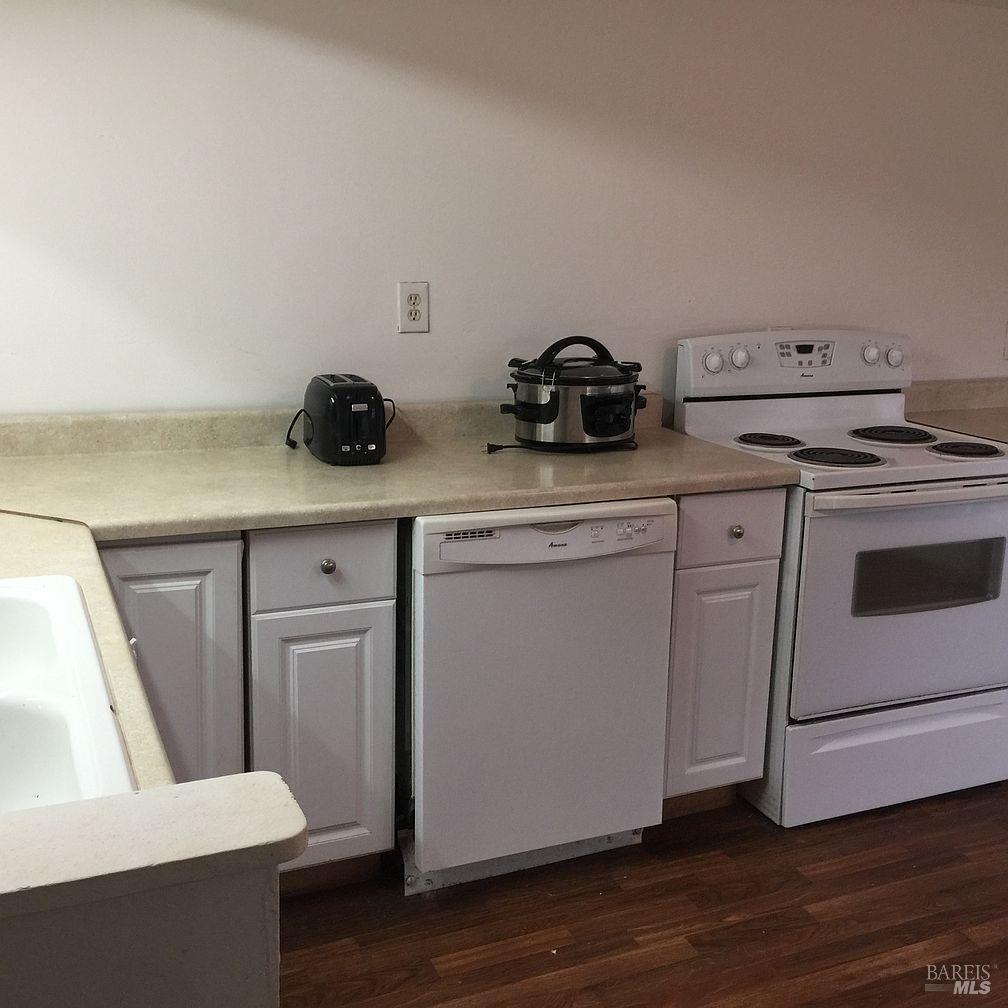 Detail Gallery Image 25 of 30 For 16292 19th Ave, Clearlake,  CA 95422 - 2 Beds | 1 Baths