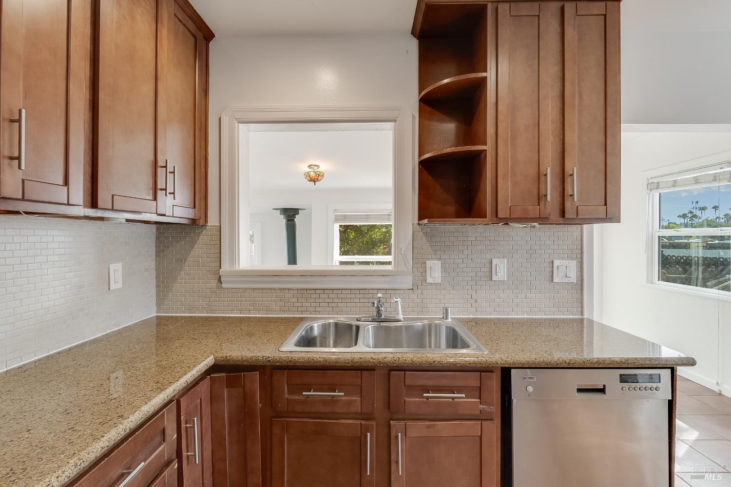 Detail Gallery Image 22 of 52 For 121 California St, Vallejo,  CA 94590 - 3 Beds | 1 Baths