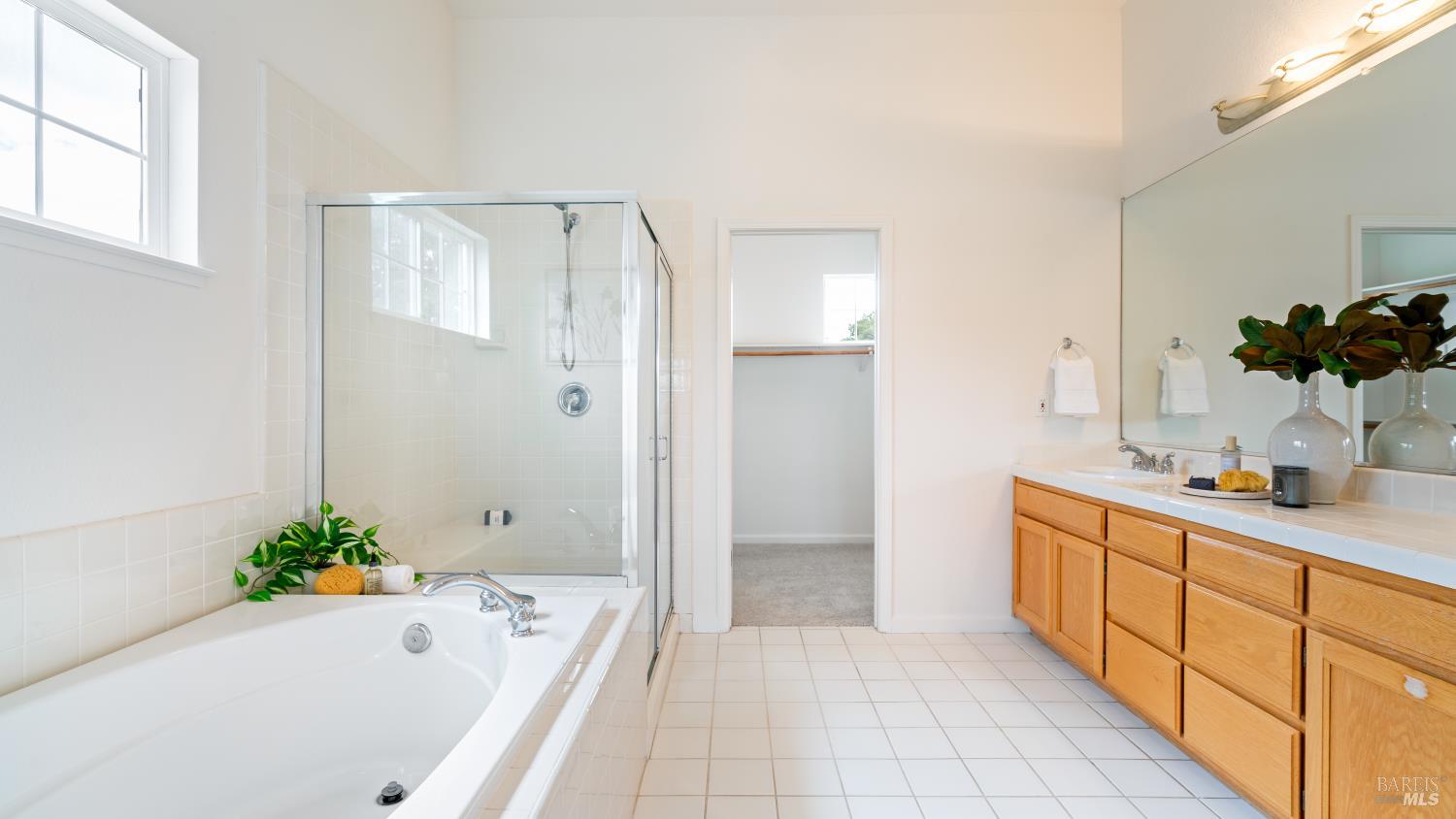Detail Gallery Image 19 of 32 For 469 Christensen Ln, Cotati,  CA 94931 - 3 Beds | 2/1 Baths
