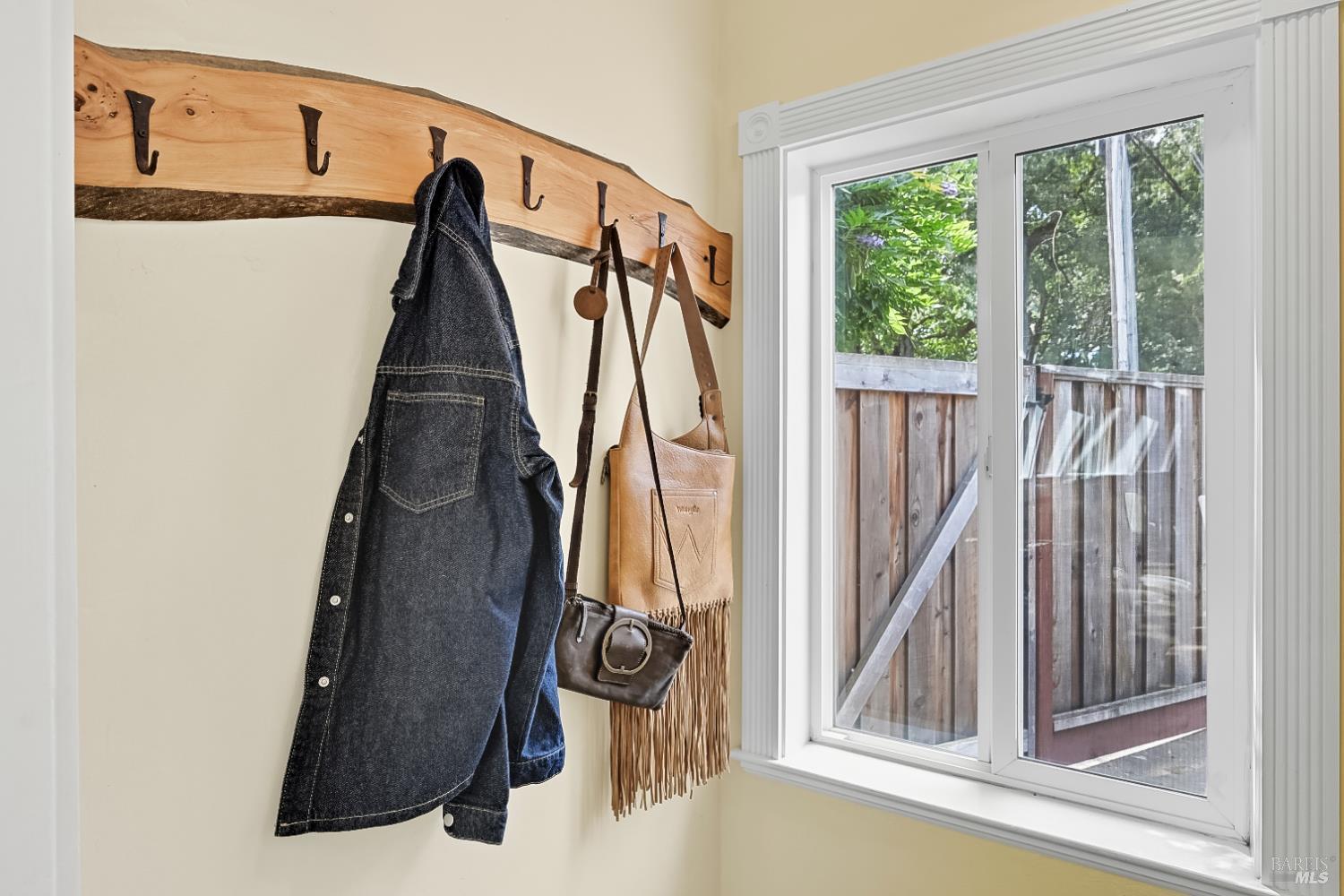 Detail Gallery Image 12 of 49 For 239 Valparaiso Ave, Cotati,  CA 94931 - 3 Beds | 2 Baths
