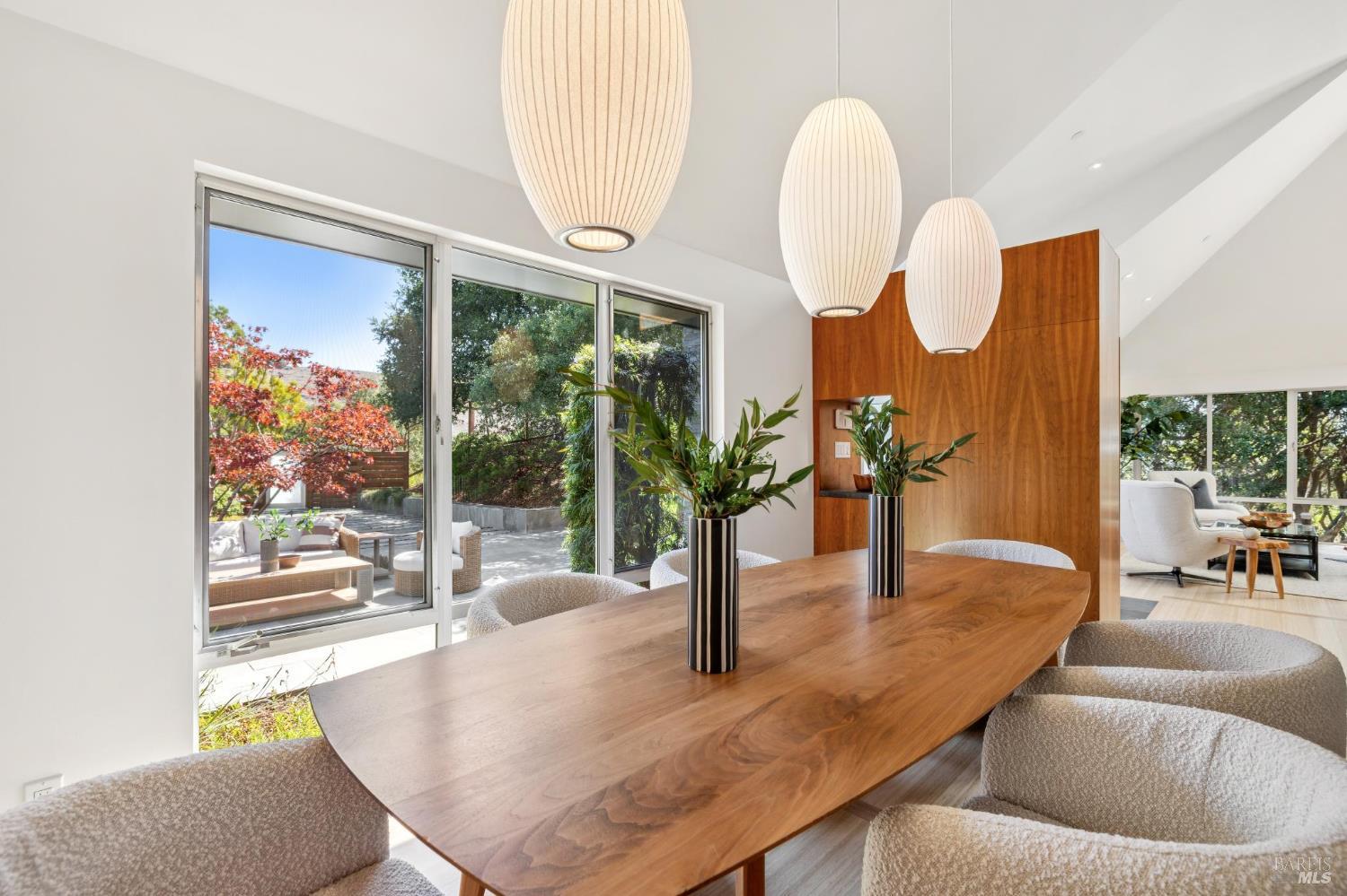 Detail Gallery Image 29 of 80 For 103 Reed Ranch Rd, Belvedere Tiburon,  CA 94920 - 4 Beds | 4 Baths