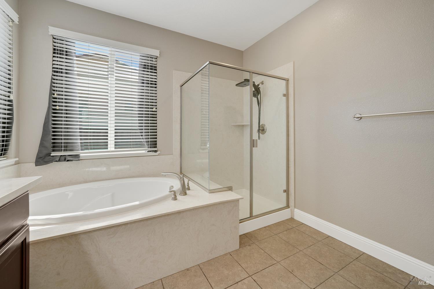 Detail Gallery Image 24 of 43 For 5360 Discovery Way, Fairfield,  CA 94533 - 4 Beds | 3 Baths
