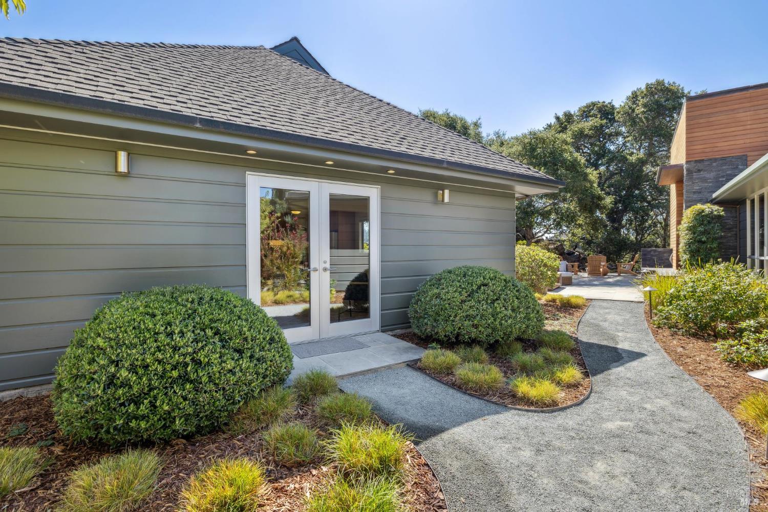Detail Gallery Image 68 of 80 For 103 Reed Ranch Rd, Belvedere Tiburon,  CA 94920 - 4 Beds | 4 Baths