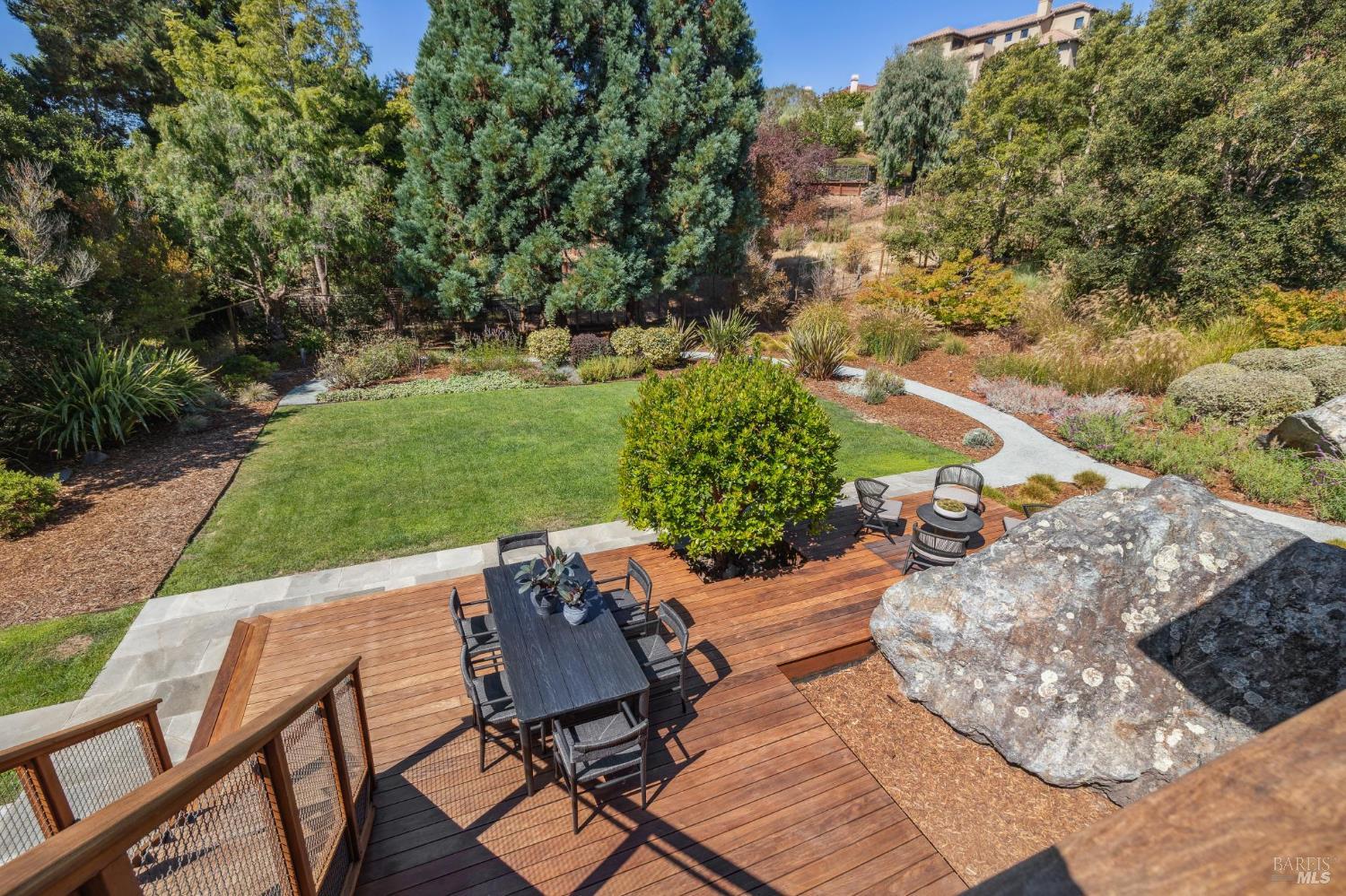 Detail Gallery Image 25 of 80 For 103 Reed Ranch Rd, Belvedere Tiburon,  CA 94920 - 4 Beds | 4 Baths