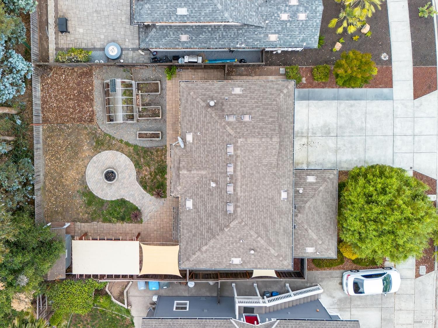 Detail Gallery Image 38 of 41 For 2110 Northfield Dr, Santa Rosa,  CA 95403 - 3 Beds | 2/1 Baths
