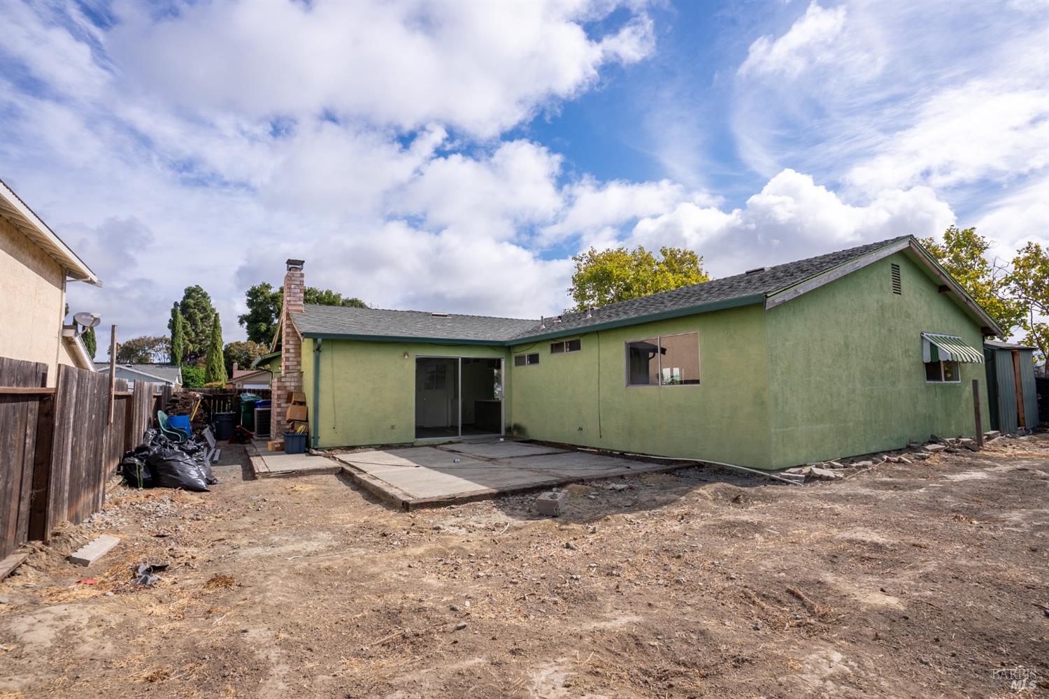Detail Gallery Image 25 of 34 For 938 Sandy Cove Dr, Rodeo,  CA 94572 - 4 Beds | 2 Baths