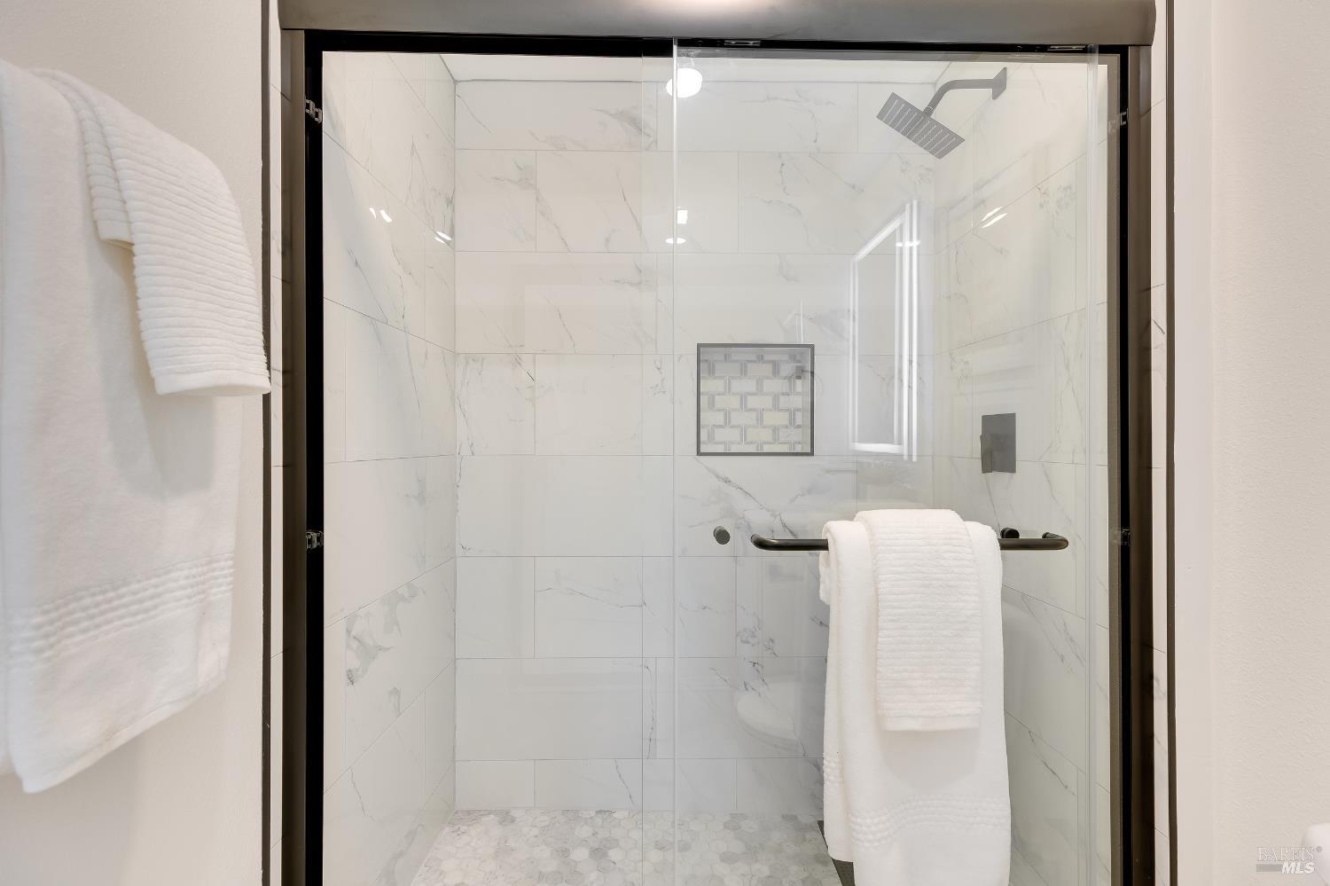 Detail Gallery Image 20 of 53 For 447 Christine Dr, San Pablo,  CA 94806 - 4 Beds | 2 Baths