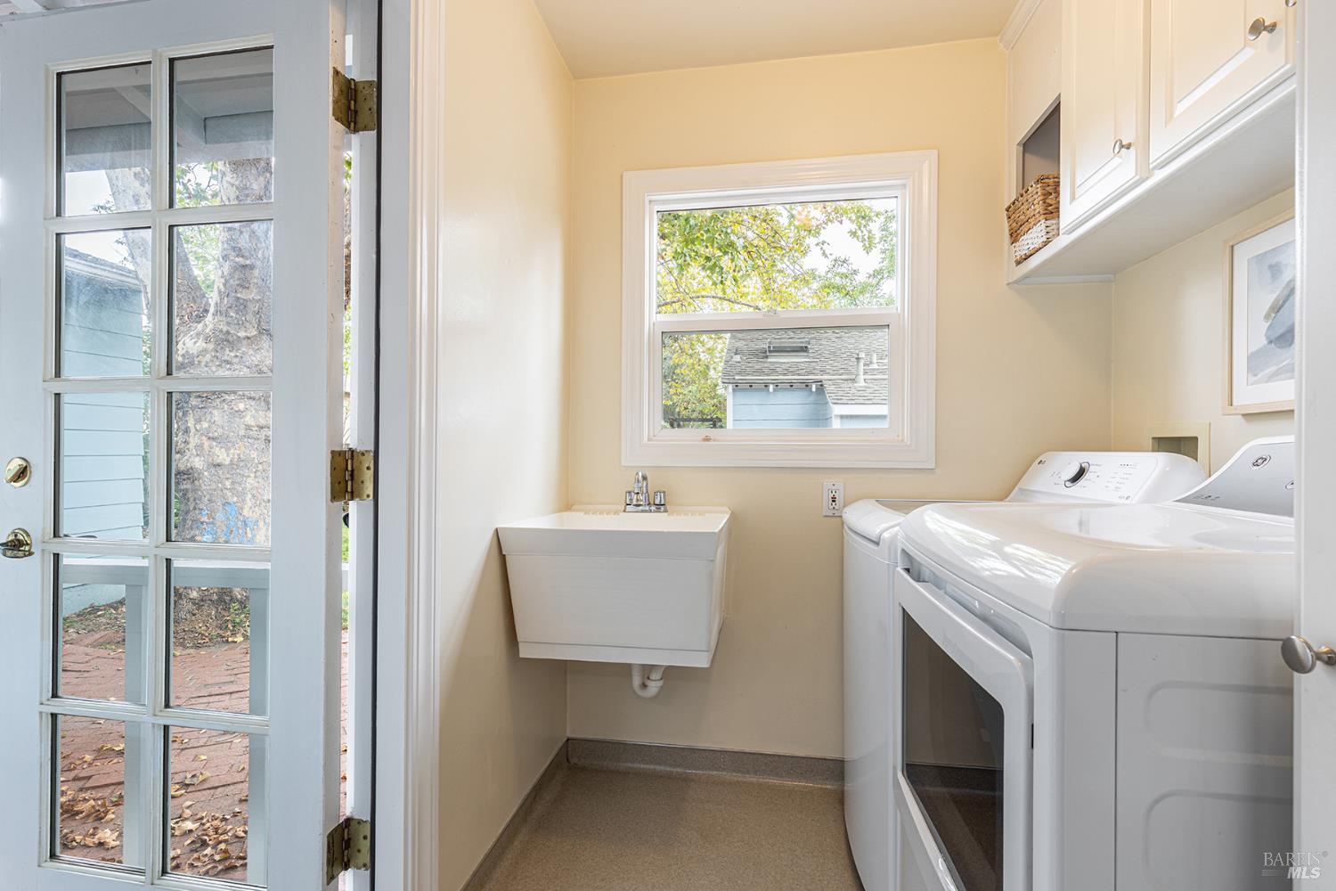 Detail Gallery Image 29 of 59 For 1716 King St, Santa Rosa,  CA 95404 - 2 Beds | 3 Baths