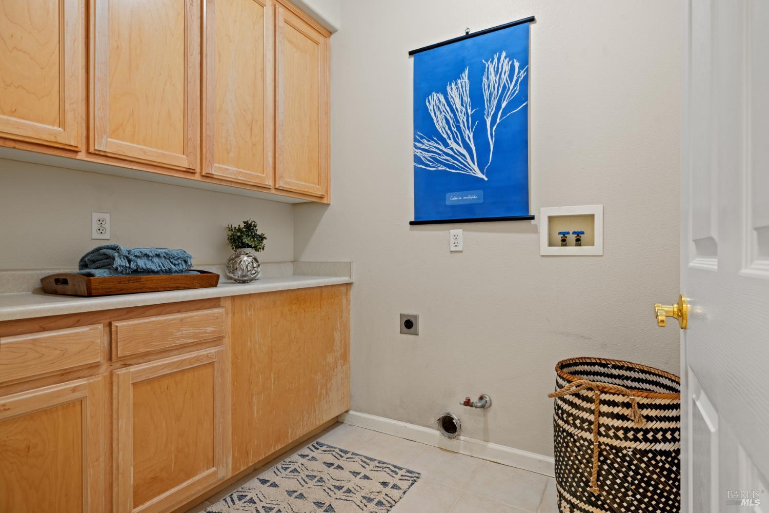Detail Gallery Image 32 of 56 For 4316 Fistor Dr, Santa Rosa,  CA 95409 - 3 Beds | 2 Baths