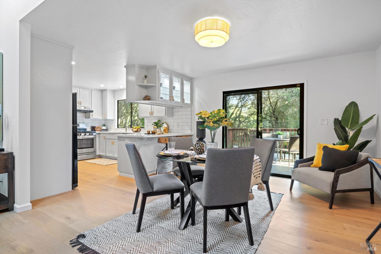 Detail Gallery Image 18 of 59 For 5925 Fredricks Rd, Sebastopol,  CA 95472 - 3 Beds | 2 Baths